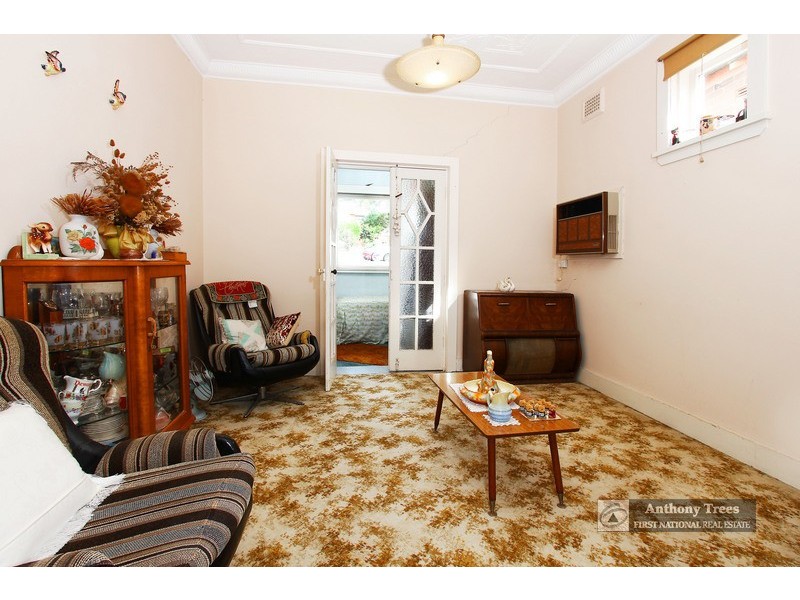 13 Sybil St, Eastwood NSW 2122