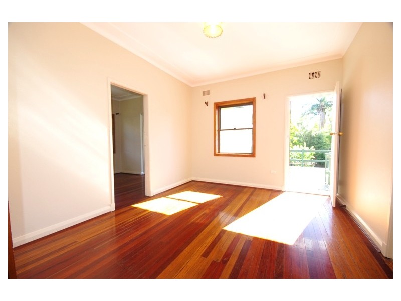 46 Fourth Ave, Eastwood NSW 2122