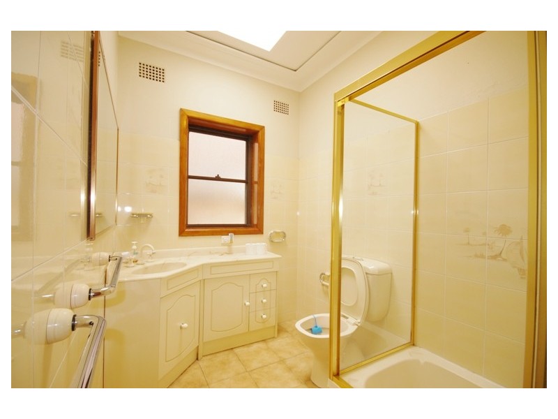 46 Fourth Ave, Eastwood NSW 2122