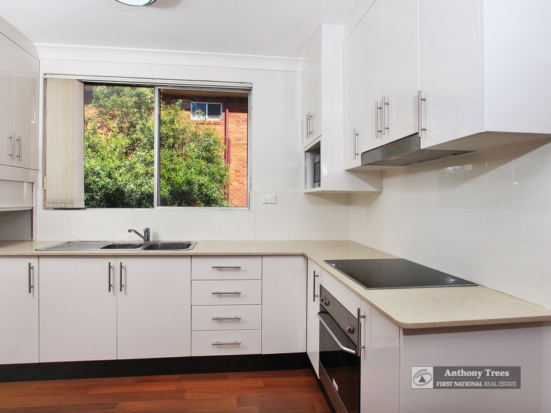 8/48 Pittwater Rd, Gladesville NSW 2111