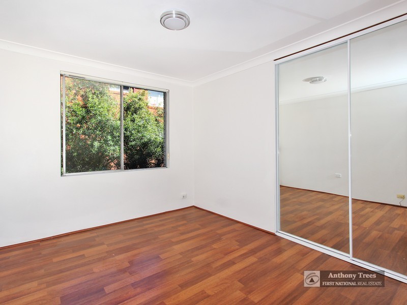 8/48 Pittwater Rd, Gladesville NSW 2111