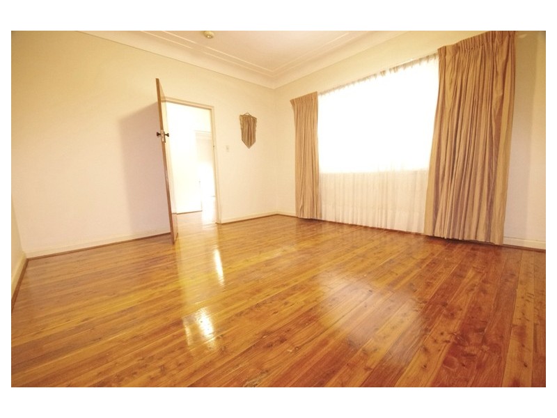 20 Gordon Crescent, Denistone NSW 2114