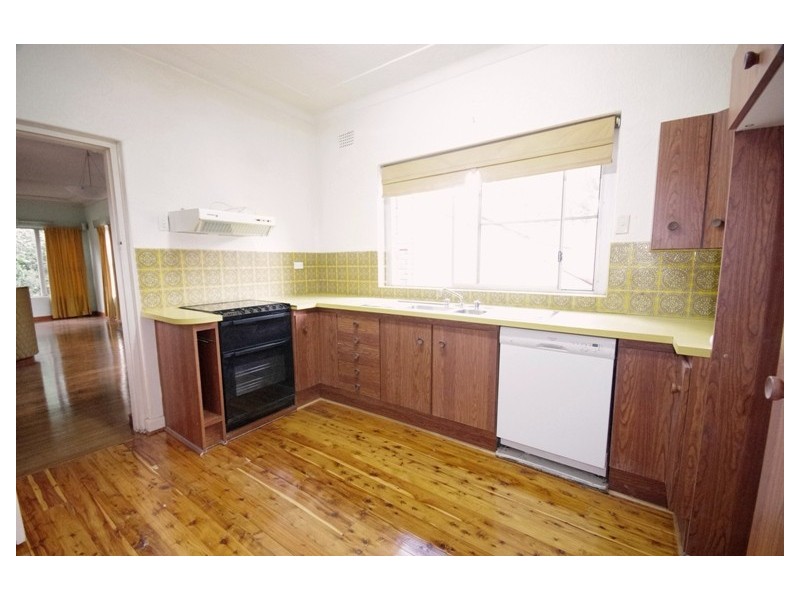 20 Gordon Crescent, Denistone NSW 2114