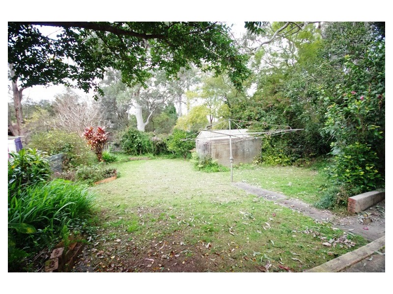 20 Gordon Crescent, Denistone NSW 2114