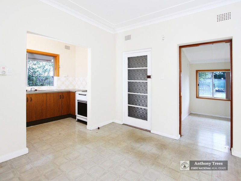 69 Moss St, West Ryde NSW 2114