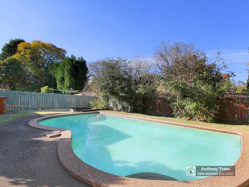 31 Tarrants Ave, Eastwood NSW 2122
