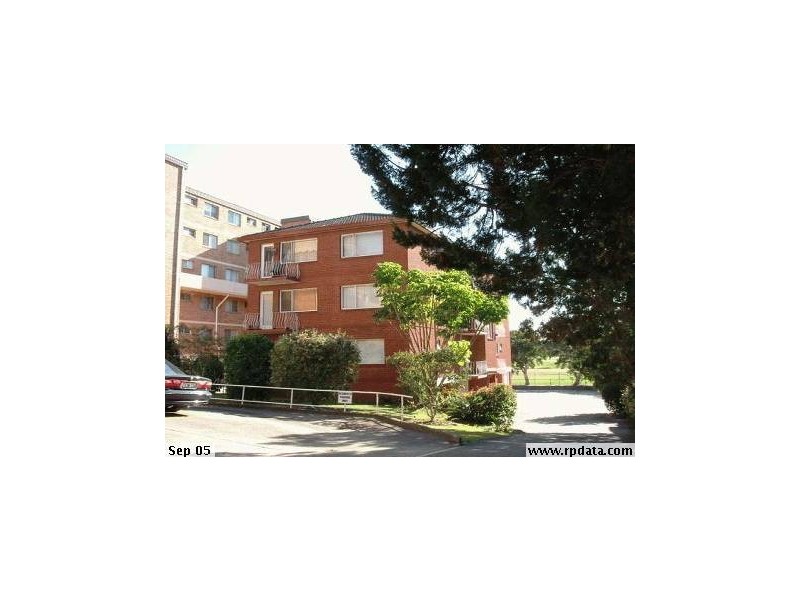 1/14a Meadow Cr, Meadowbank NSW 2114