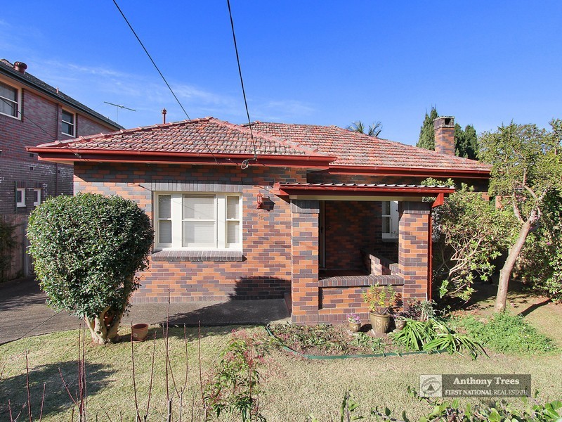 31 Tarrants Avenue, Eastwood NSW 2122