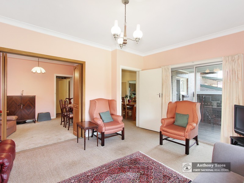 31 Tarrants Avenue, Eastwood NSW 2122