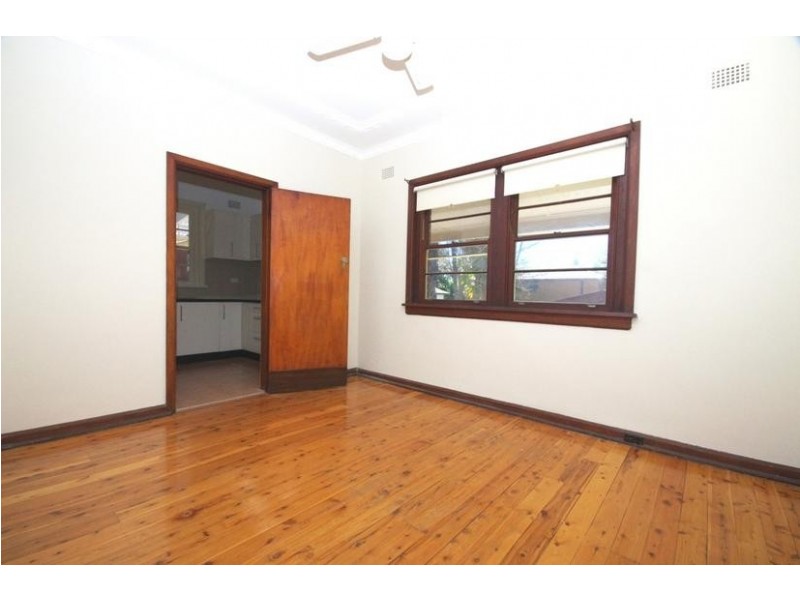 10 Wentworth Rd, Eastwood NSW 2122