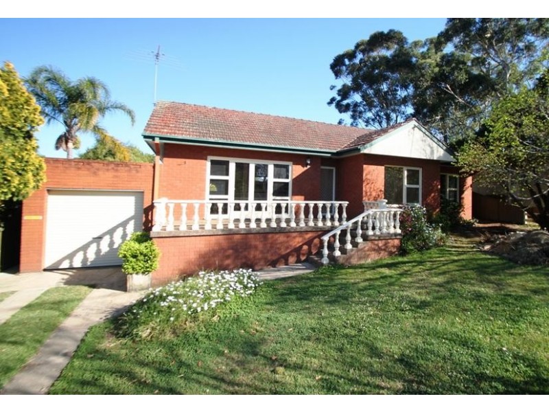 10 Whitling Ave, Castle Hill NSW 2154