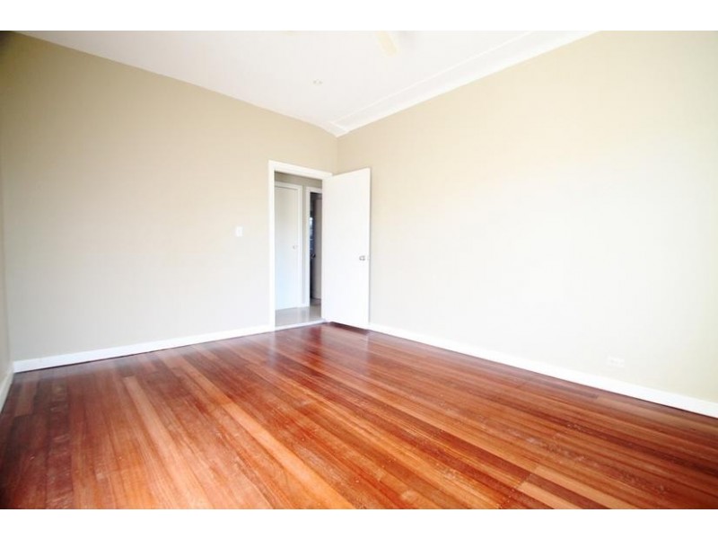 10 Whitling Ave, Castle Hill NSW 2154