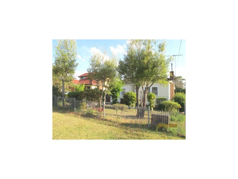 3 Brabyn St, Denistone East NSW 2112