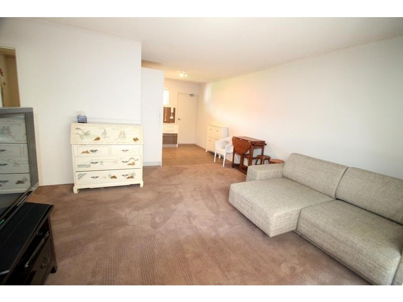 13/10 Rowe St, Eastwood NSW 2122