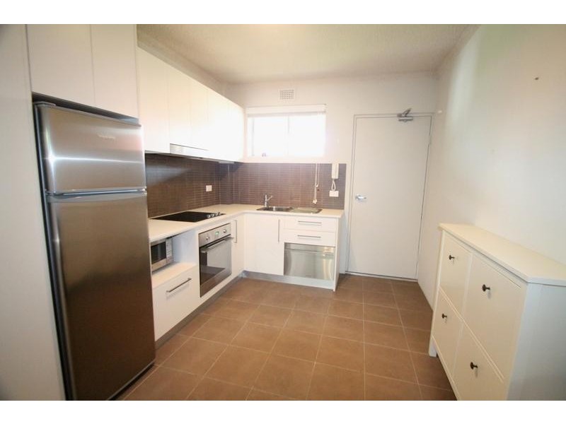 13/10 Rowe St, Eastwood NSW 2122