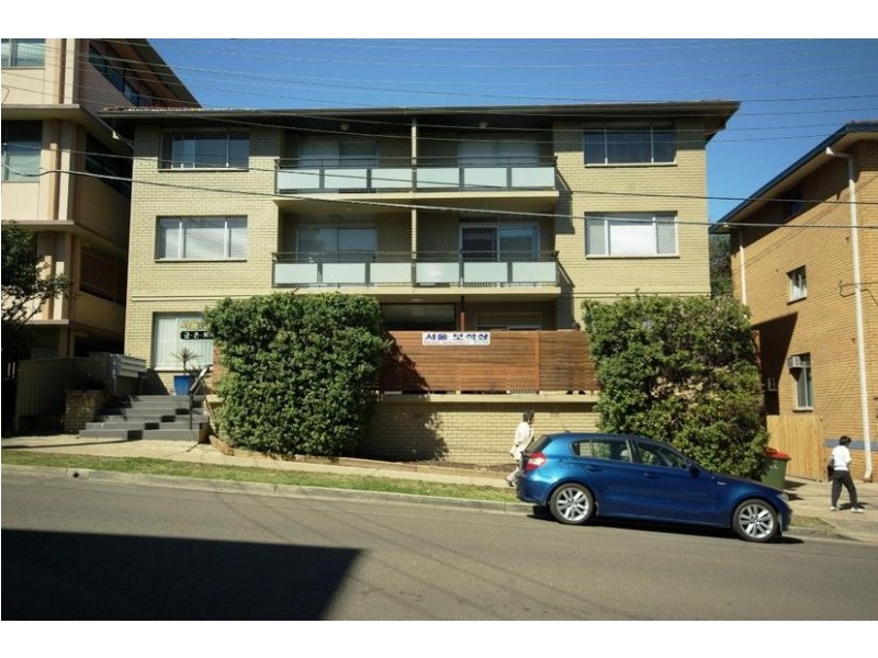 13/10 Rowe St, Eastwood NSW 2122