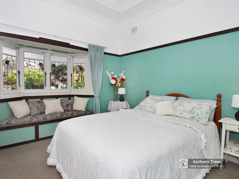 303 Rowe Street, Eastwood NSW 2122