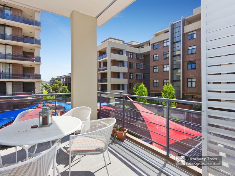 4304/10 Porter St, Ryde NSW 2112