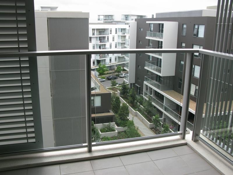 404/76 Rider Blvd, Rhodes NSW 2138
