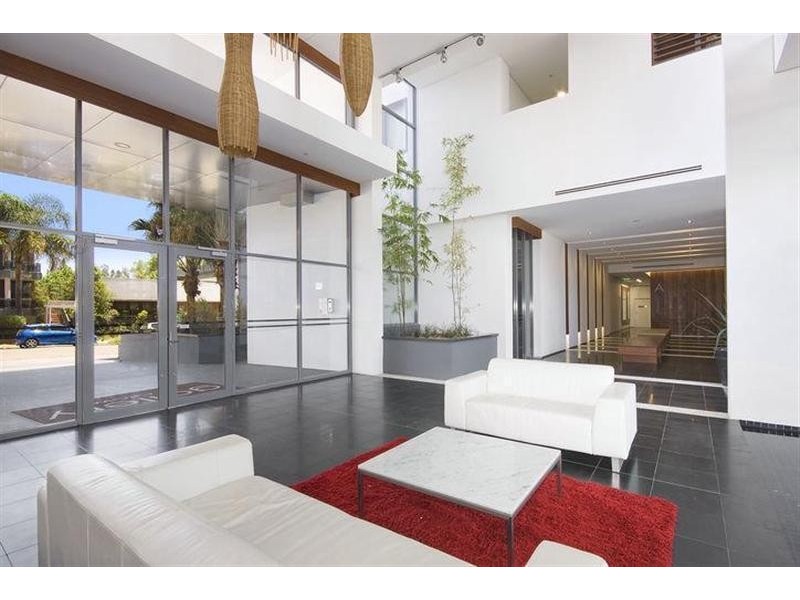 8 Cowper St, Parramatta NSW 2150