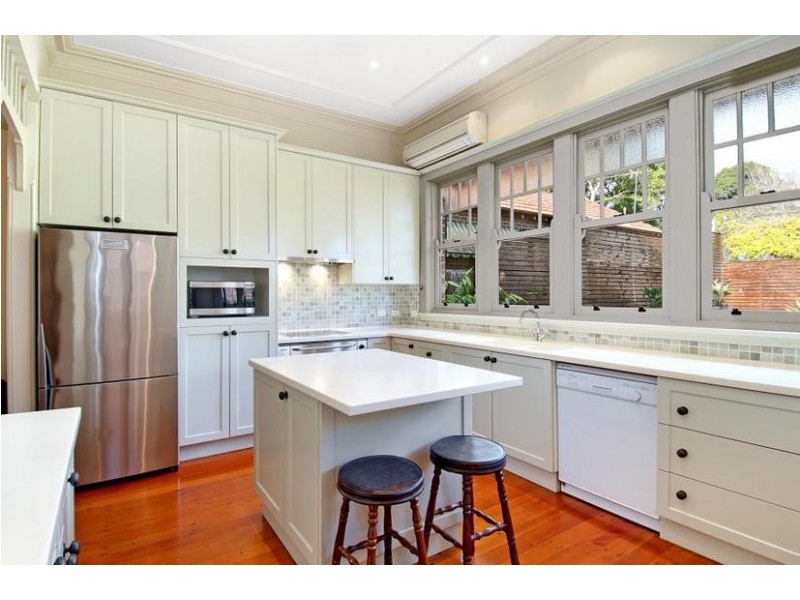 18 Clanwilliam Street, Eastwood NSW 2122