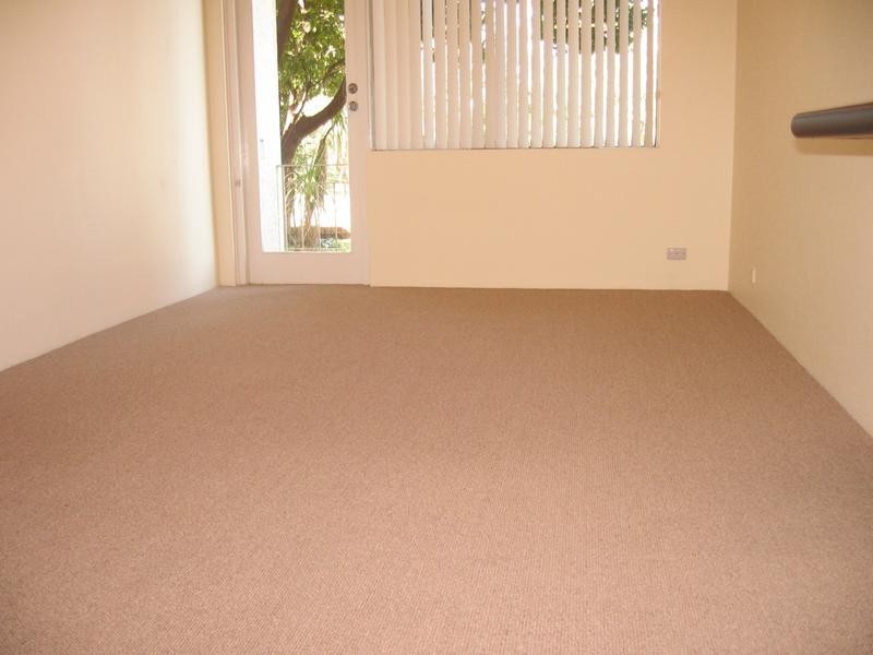 1/5 Bank Street, Meadowbank NSW 2114