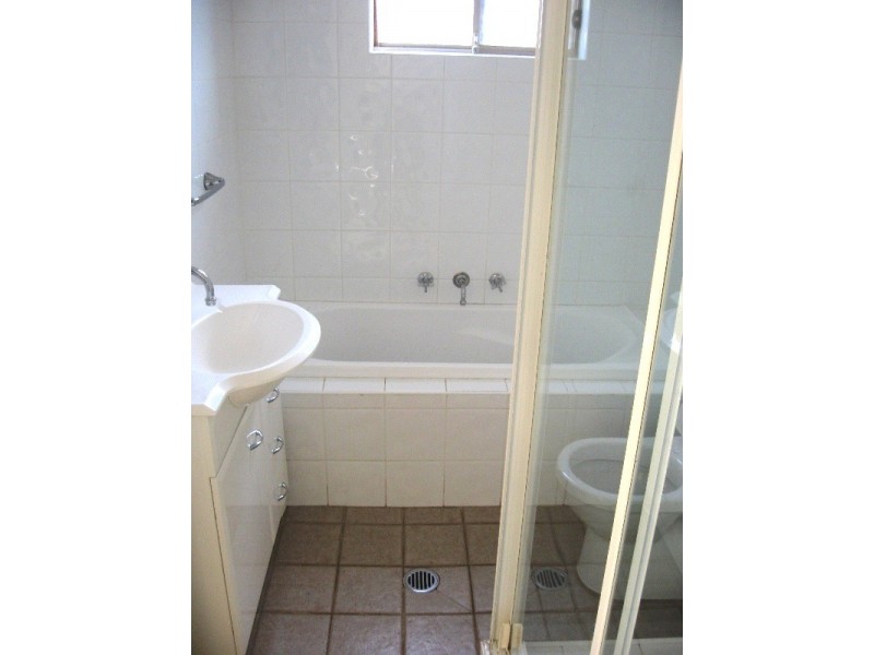 1/18-20 Terry Rd, Eastwood NSW 2122