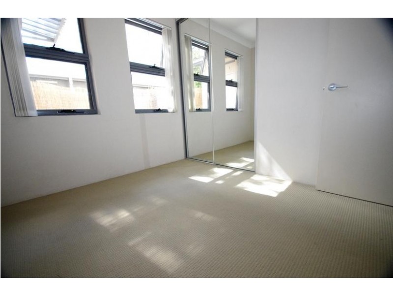 2/30-34 Gladstone St, North Parramatta NSW 2151