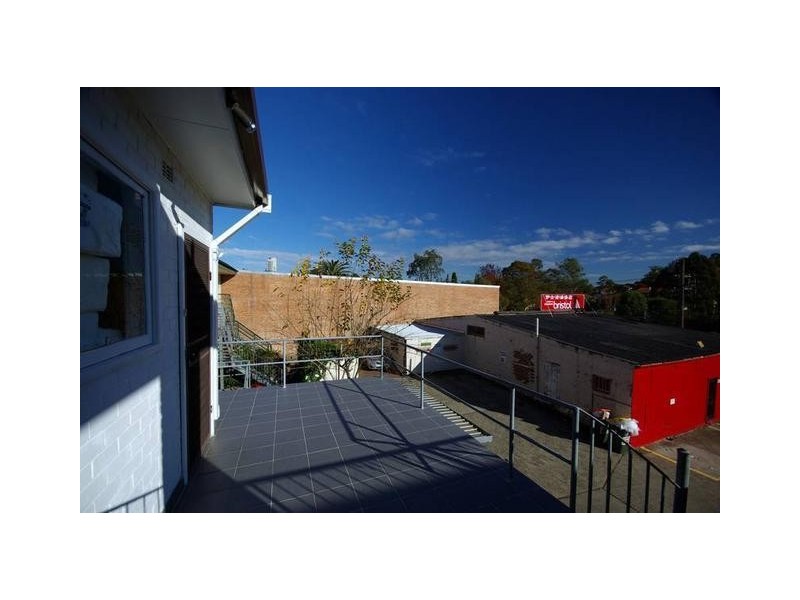 1/233 Hillview Lane, Eastwood NSW 2122