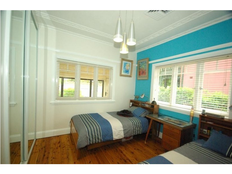 17 Kings Road, Denistone East NSW 2112