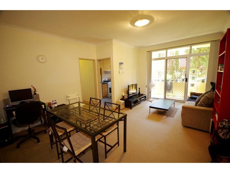 2/14 First Avenue, Eastwood NSW 2122