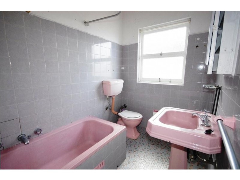 7b Glen Street, Eastwood NSW 2122