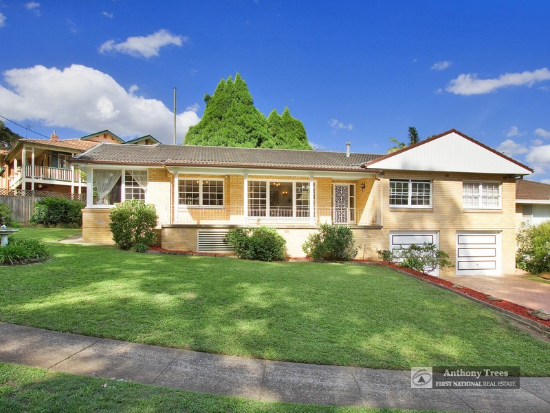 1 Kinson Crescent, Denistone NSW 2114