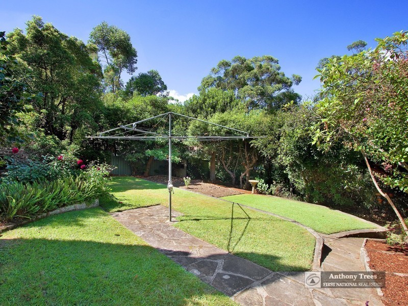 6 Gordon Cr, Denistone NSW 2114