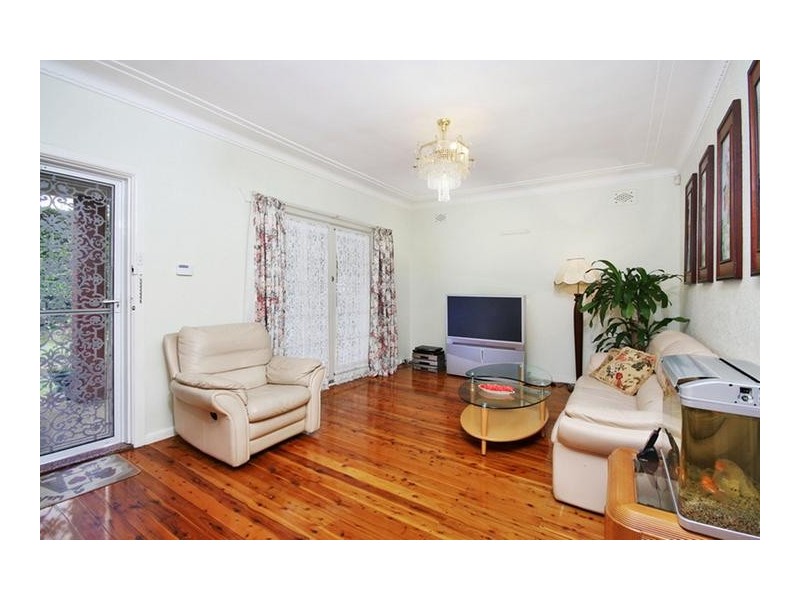 43 Harrison Avenue, Eastwood NSW 2122