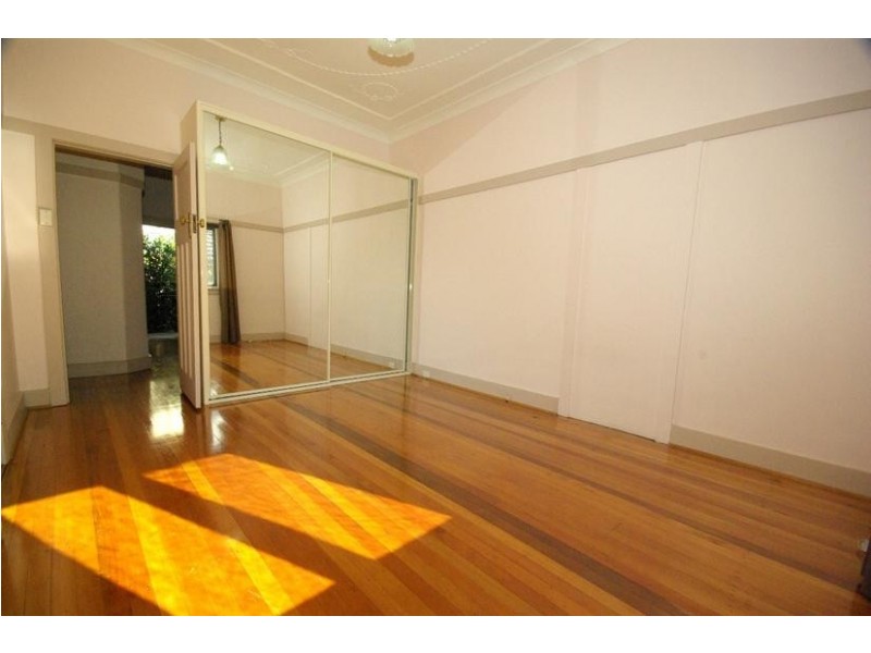 24 Railway Avenue, Eastwood NSW 2122