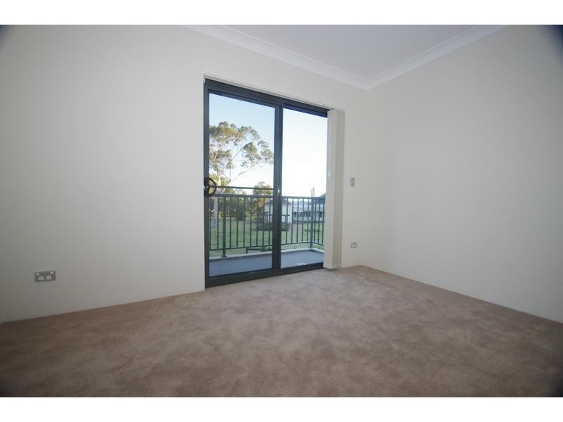 6/11 Pennant Avenue, Denistone NSW 2114