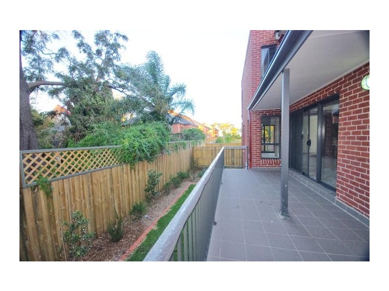 11 PENNANT AVENUE, Denistone NSW 2114