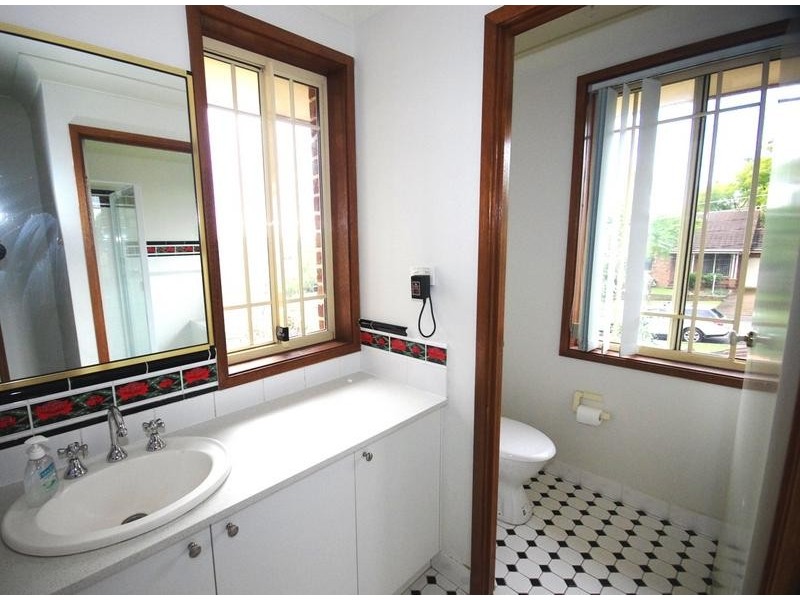 29 Wentworth Rd, Eastwood NSW 2122