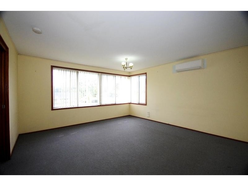 11 Fremont Avenue, Ermington NSW 2115