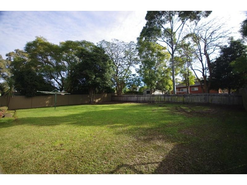 11 Fremont Avenue, Ermington NSW 2115