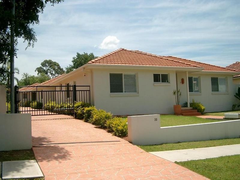 2/30 Beattie Avenue, Denistone East NSW 2112