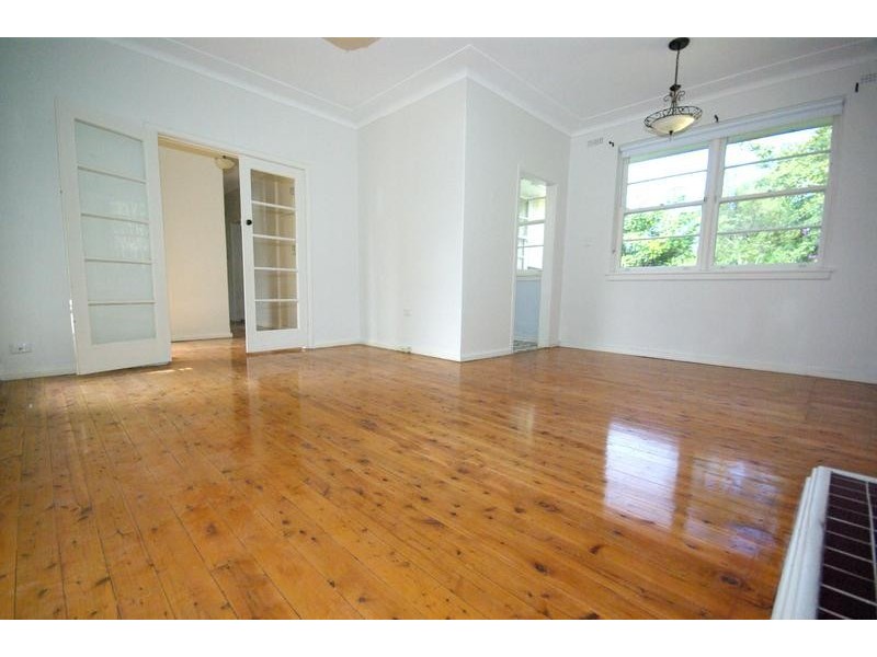 19 Gallard St, Denistone East NSW 2112