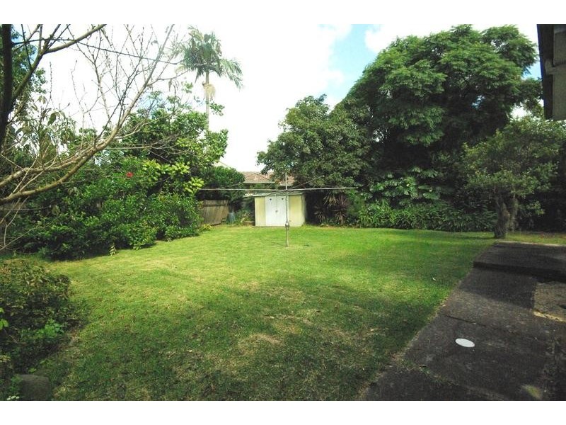 19 Gallard St, Denistone East NSW 2112