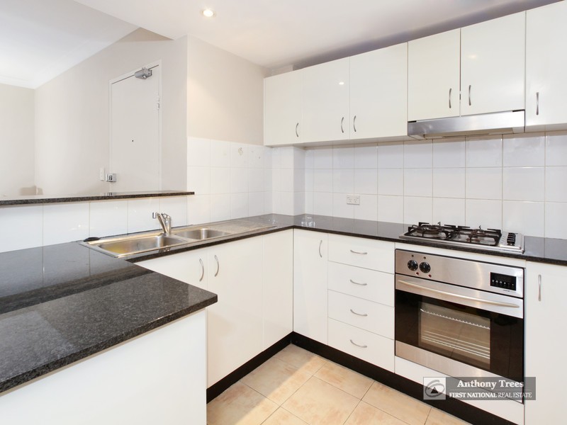 2/590 Blaxland Rd, Eastwood NSW 2122