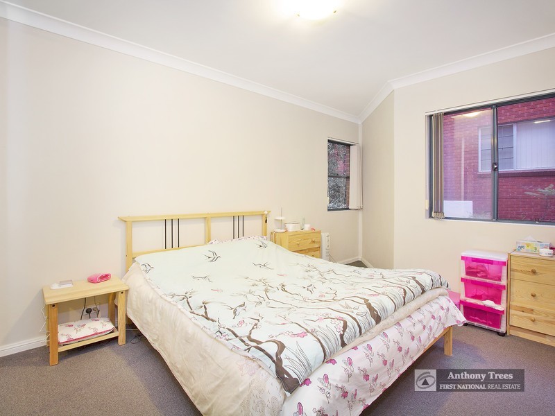 2/590 Blaxland Rd, Eastwood NSW 2122