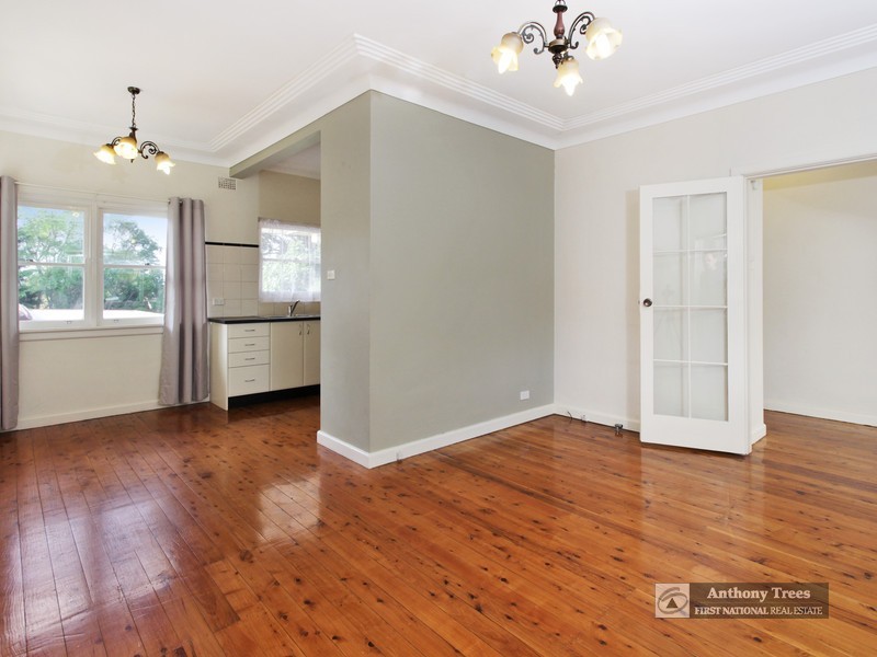 89 North Rd, Denistone East NSW 2112