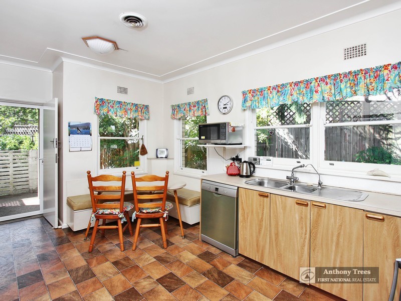 1 Kinson Cr, Denistone NSW 2114