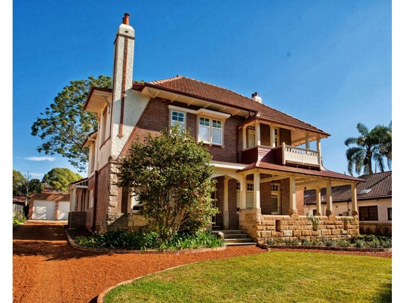 4 Auld Avenue, Eastwood NSW 2122