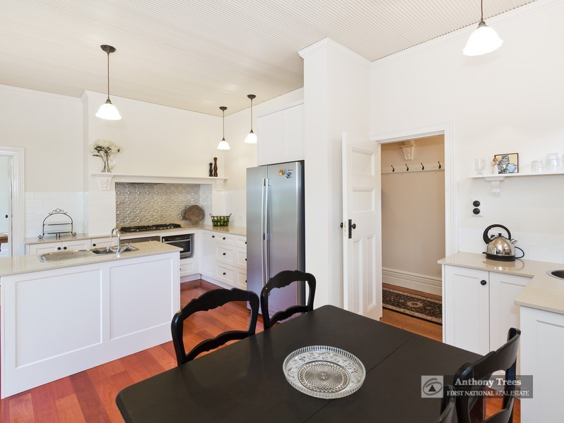 4 Auld Avenue, Eastwood NSW 2122